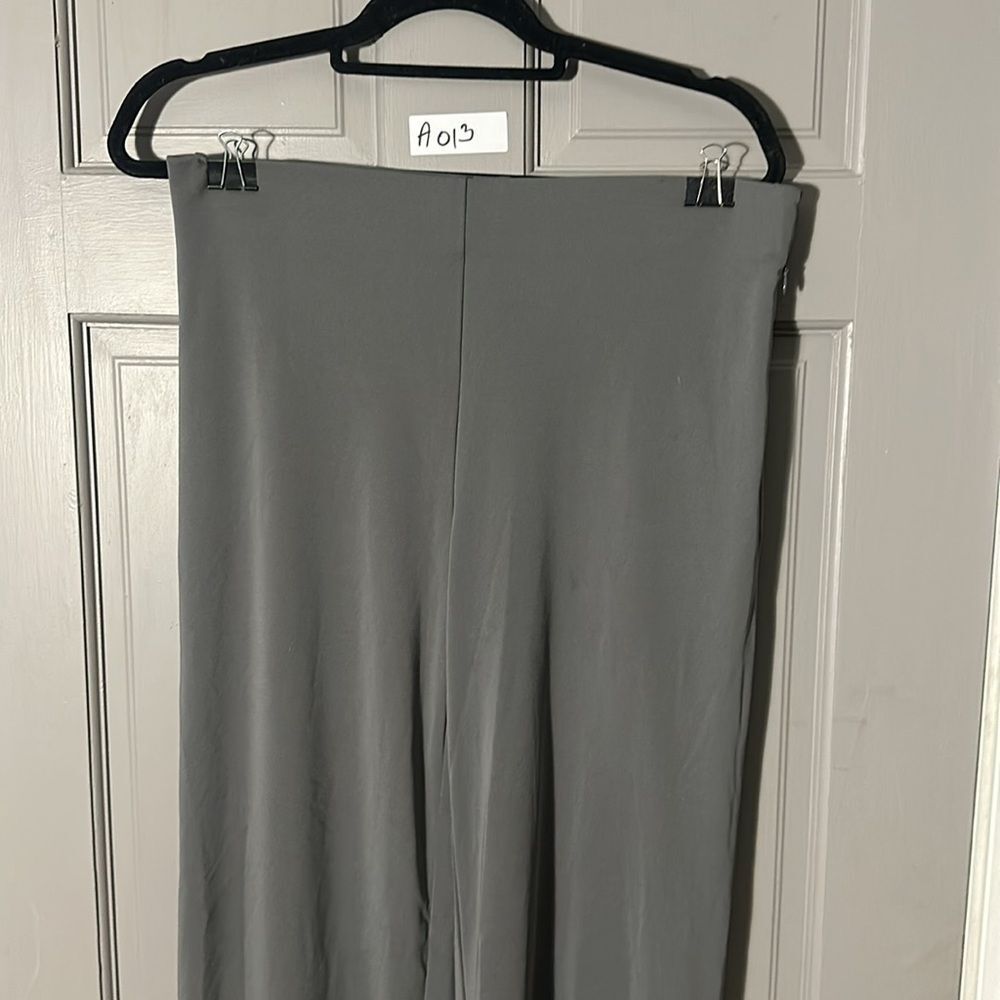 H by halston grey wide leg pant - Picture 2 of 7